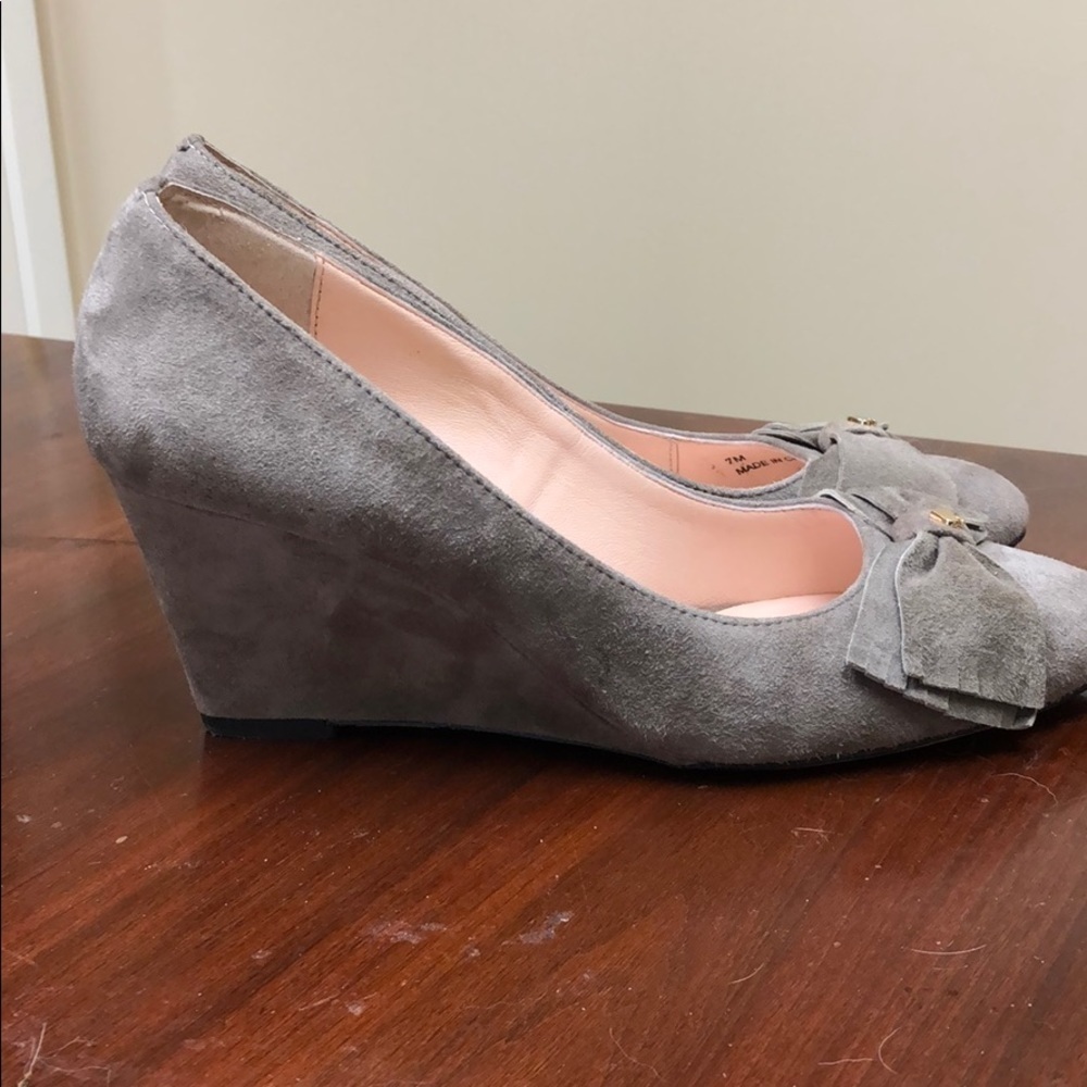 Kate Spade ♠️ light gray wedges sz 7 - Picture 4 of 7